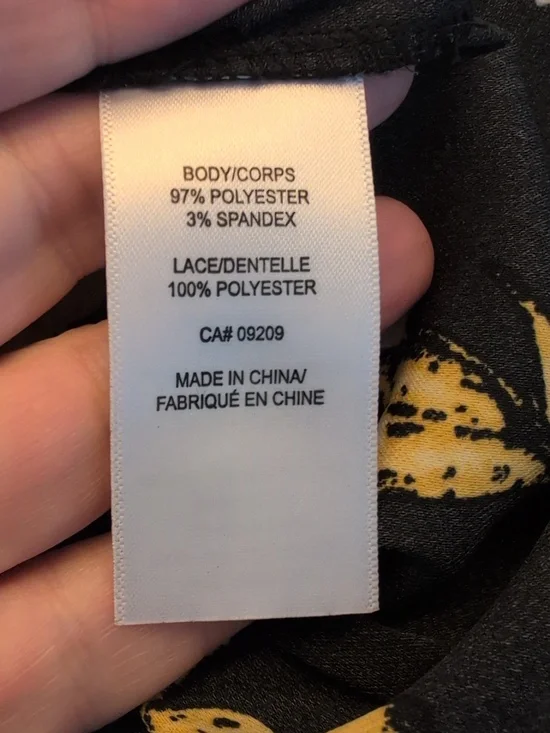 Cleo Black & Yellow Floral Blouse with Lace Sleeve Inset - Size M - Picture 13 of 14